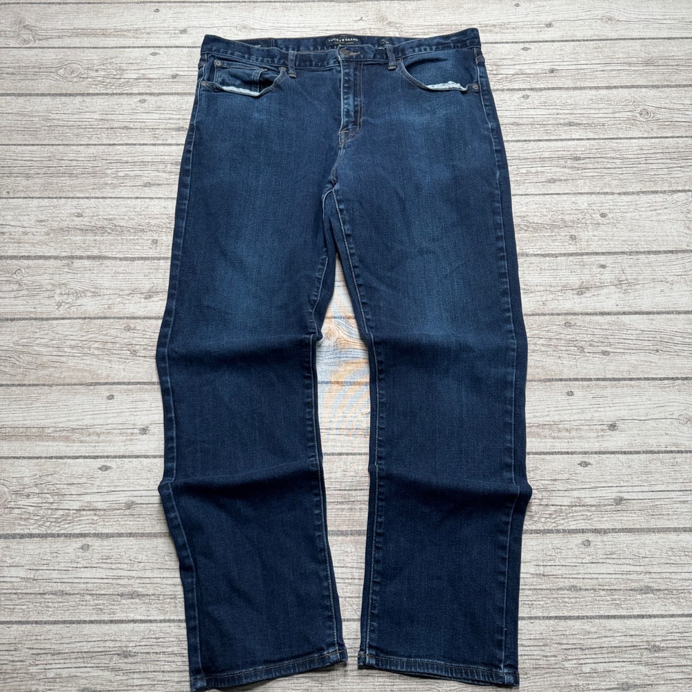 Lucky Brand Jeans Men's 36x32 Blue Dark Wash Straight Leg Mid Rise Athletic Fit
